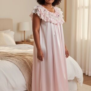 VTG 70’s Pink Satin Nightgown with Lace Ruffle Cottagecore, granny chic size sm